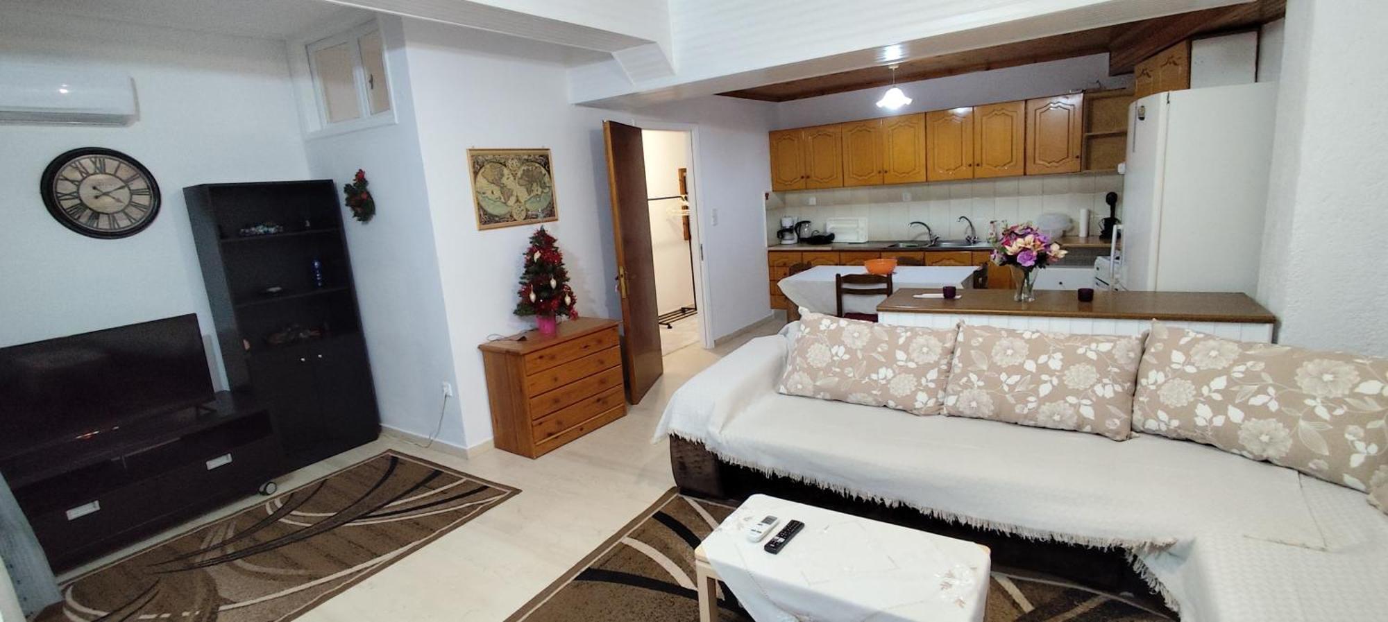 Ευρύχωρο Και Άνετο Διαμέρισμα Στην Ιτέα Joanna'S Apartment Kirra Exterior photo